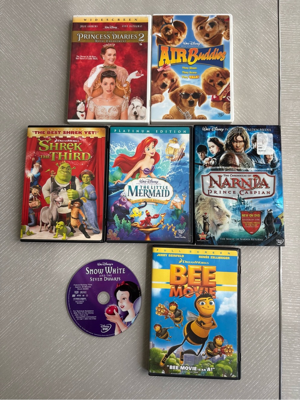 Disney Dreamworks Kids DVD Bundle set of 7 Shrek Air Buddies Princess Diaries